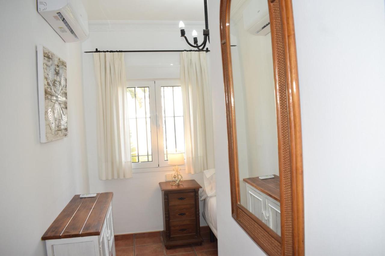 Villa Maria Elena, En Fuente Del Gallo Conil De La Frontera Eksteriør bilde